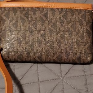 Fannie pack